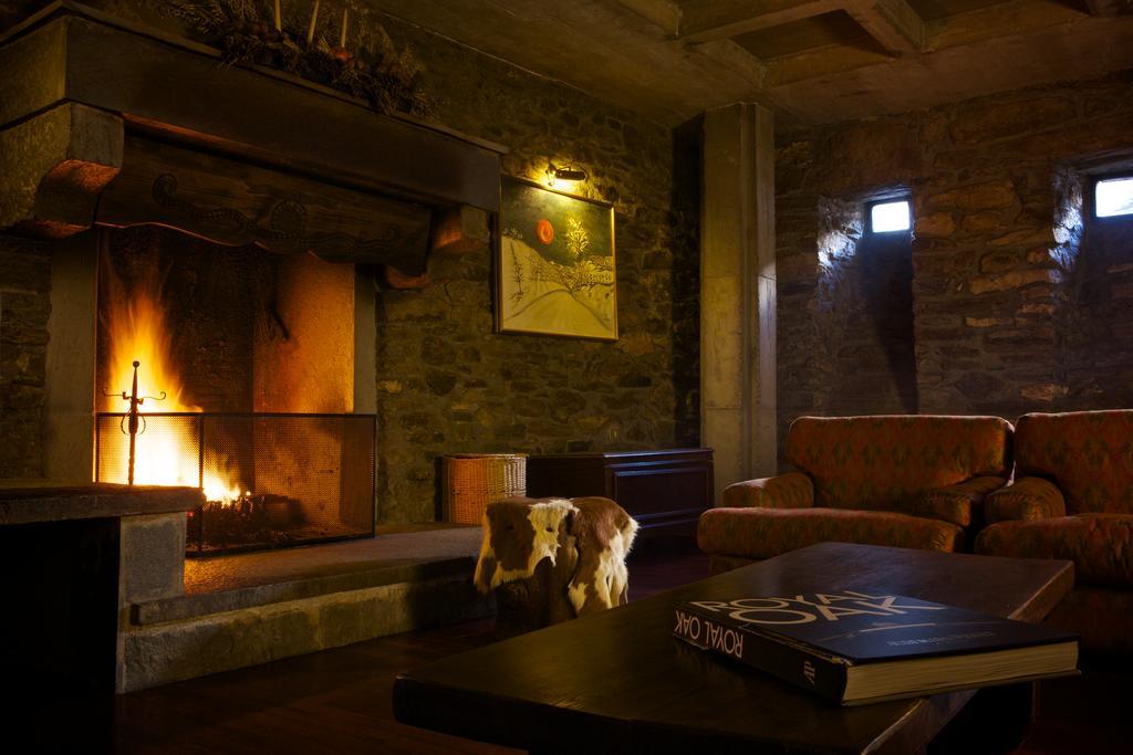 Hotel Dolonne كورمايور المظهر الخارجي الصورة